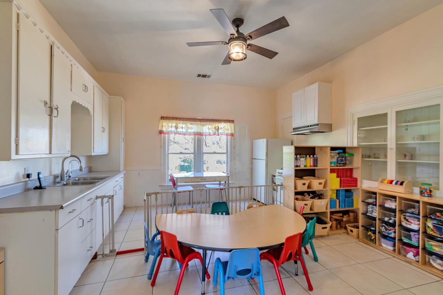 Detail Gallery Image 14 of 34 For 1101 Vine St, San Jose,  CA 95110 - 3 Beds | 1 Baths
