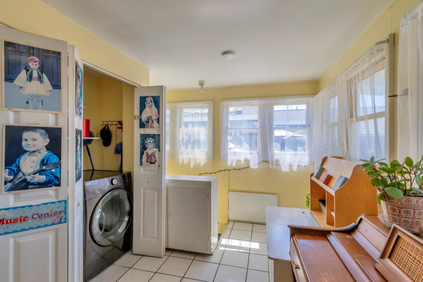 Detail Gallery Image 31 of 34 For 1101 Vine St, San Jose,  CA 95110 - 3 Beds | 1 Baths