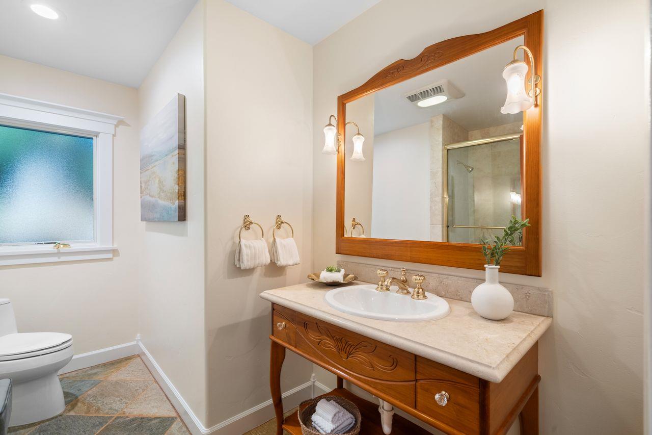 Detail Gallery Image 22 of 73 For 23447 Skyview Ter, Los Gatos,  CA 95033 - 3 Beds | 4 Baths