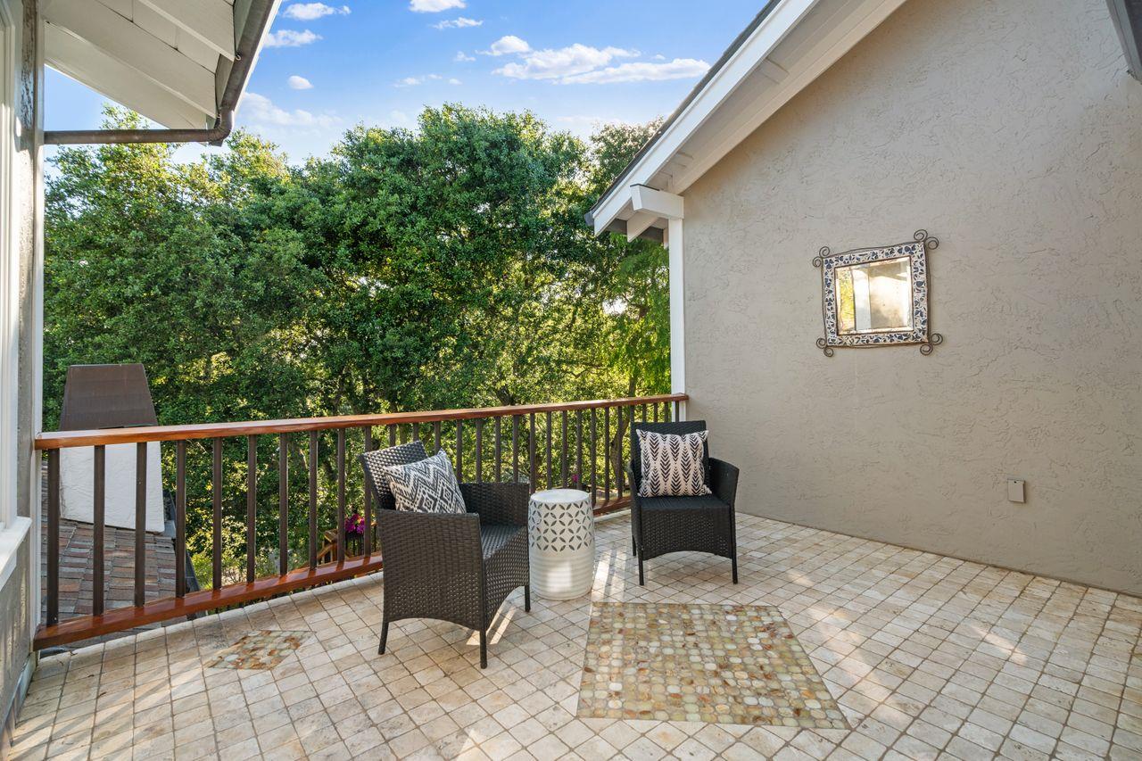 Detail Gallery Image 33 of 73 For 23447 Skyview Ter, Los Gatos,  CA 95033 - 3 Beds | 4 Baths