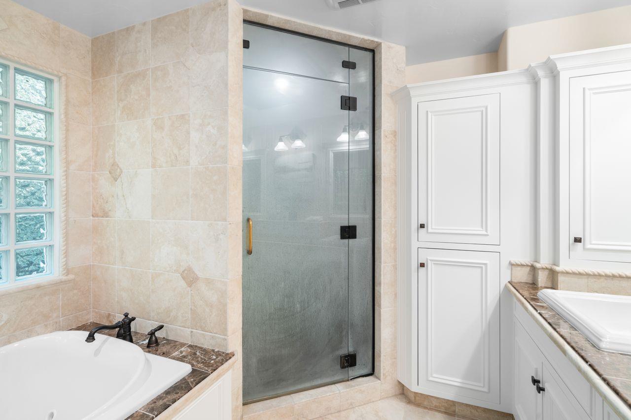 Detail Gallery Image 39 of 73 For 23447 Skyview Ter, Los Gatos,  CA 95033 - 3 Beds | 4 Baths
