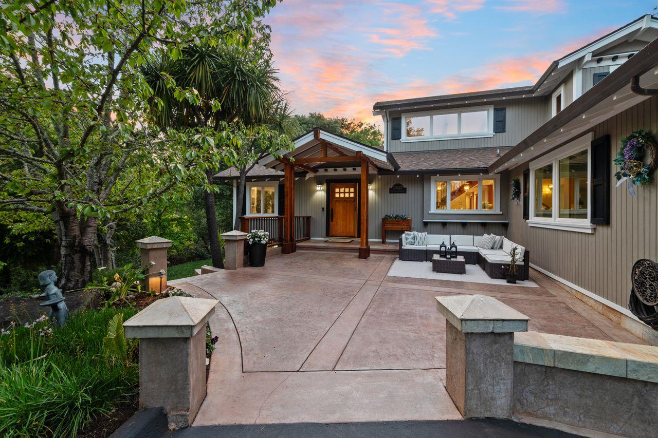Detail Gallery Image 5 of 73 For 23447 Skyview Ter, Los Gatos,  CA 95033 - 3 Beds | 4 Baths