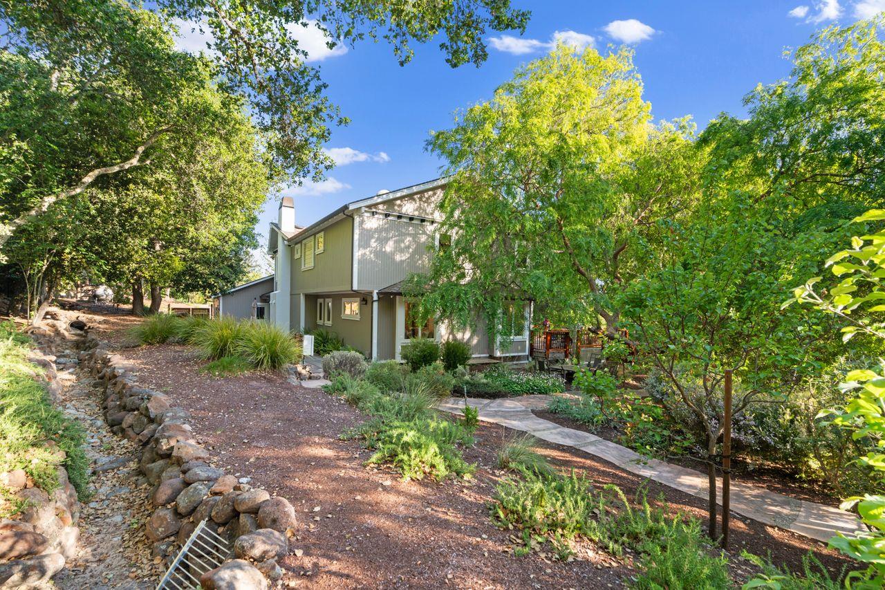 Detail Gallery Image 58 of 73 For 23447 Skyview Ter, Los Gatos,  CA 95033 - 3 Beds | 4 Baths
