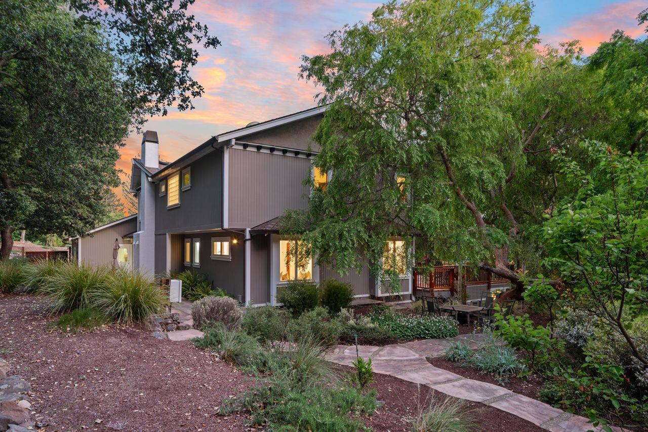 Detail Gallery Image 59 of 73 For 23447 Skyview Ter, Los Gatos,  CA 95033 - 3 Beds | 4 Baths