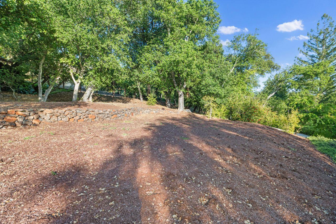 Detail Gallery Image 66 of 73 For 23447 Skyview Ter, Los Gatos,  CA 95033 - 3 Beds | 4 Baths