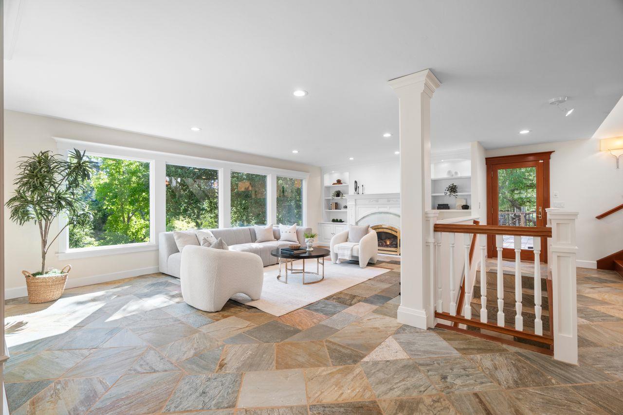 Detail Gallery Image 7 of 73 For 23447 Skyview Ter, Los Gatos,  CA 95033 - 3 Beds | 4 Baths