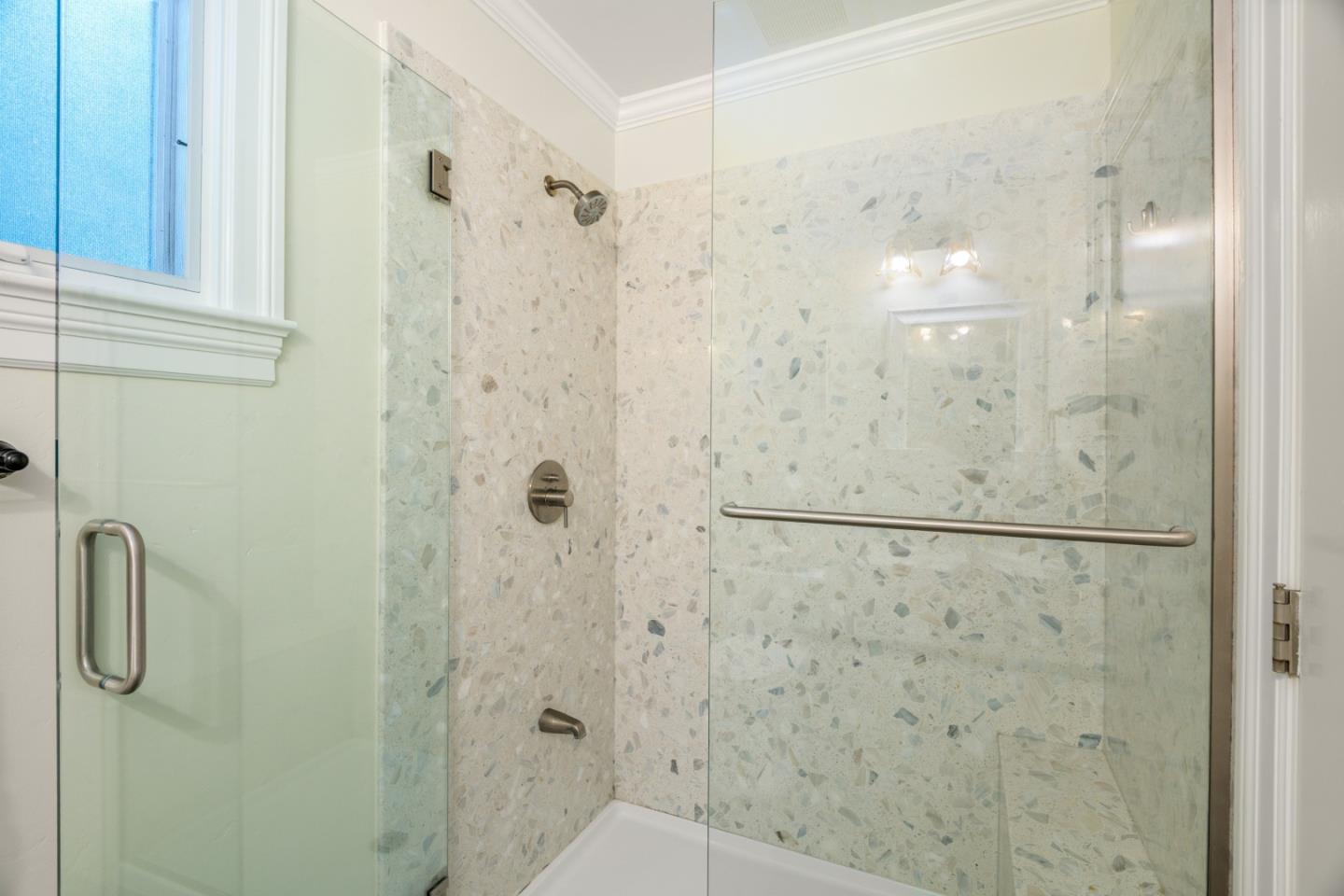 Detail Gallery Image 16 of 34 For 137 Fairmead Ln, Los Gatos,  CA 95032 - 4 Beds | 3 Baths