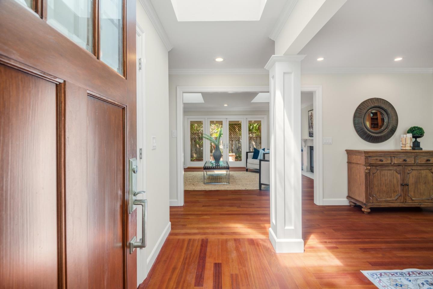 Detail Gallery Image 3 of 34 For 137 Fairmead Ln, Los Gatos,  CA 95032 - 4 Beds | 3 Baths