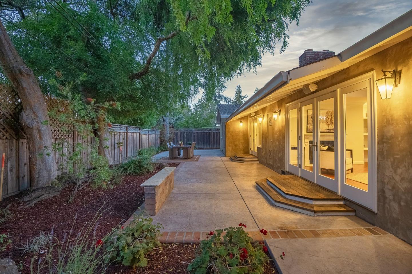 Detail Gallery Image 31 of 34 For 137 Fairmead Ln, Los Gatos,  CA 95032 - 4 Beds | 3 Baths