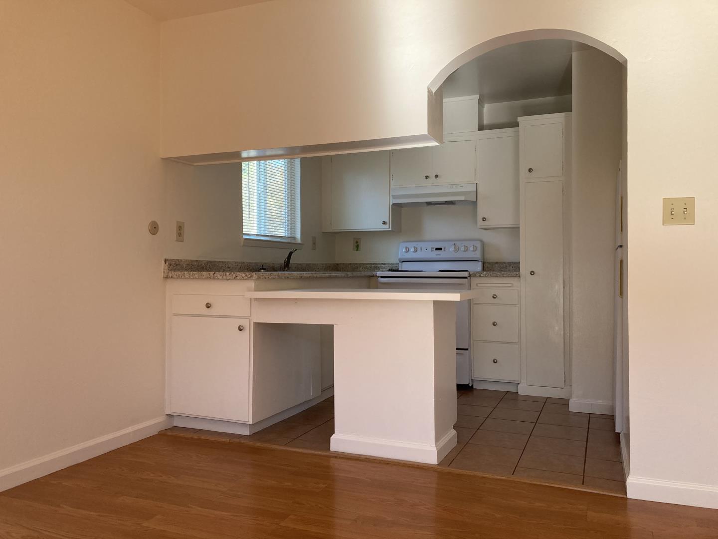 Detail Gallery Image 4 of 10 For 10192 Park Cir, Cupertino,  CA 95014 - – Beds | – Baths