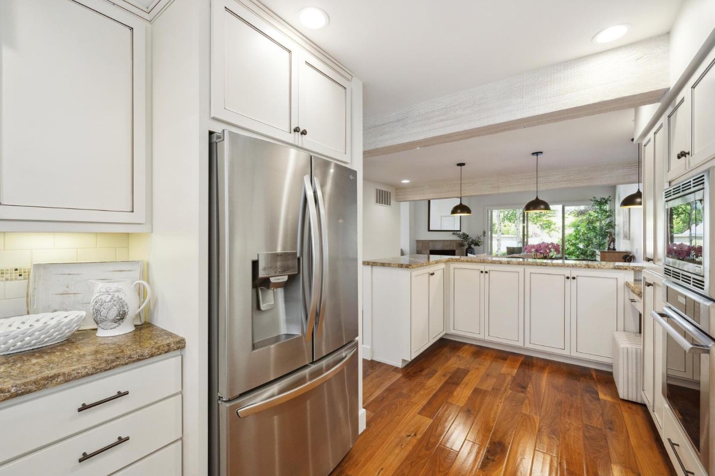 Detail Gallery Image 6 of 27 For 9583 Redwood Ct, Carmel,  CA 93923 - 3 Beds | 3/1 Baths