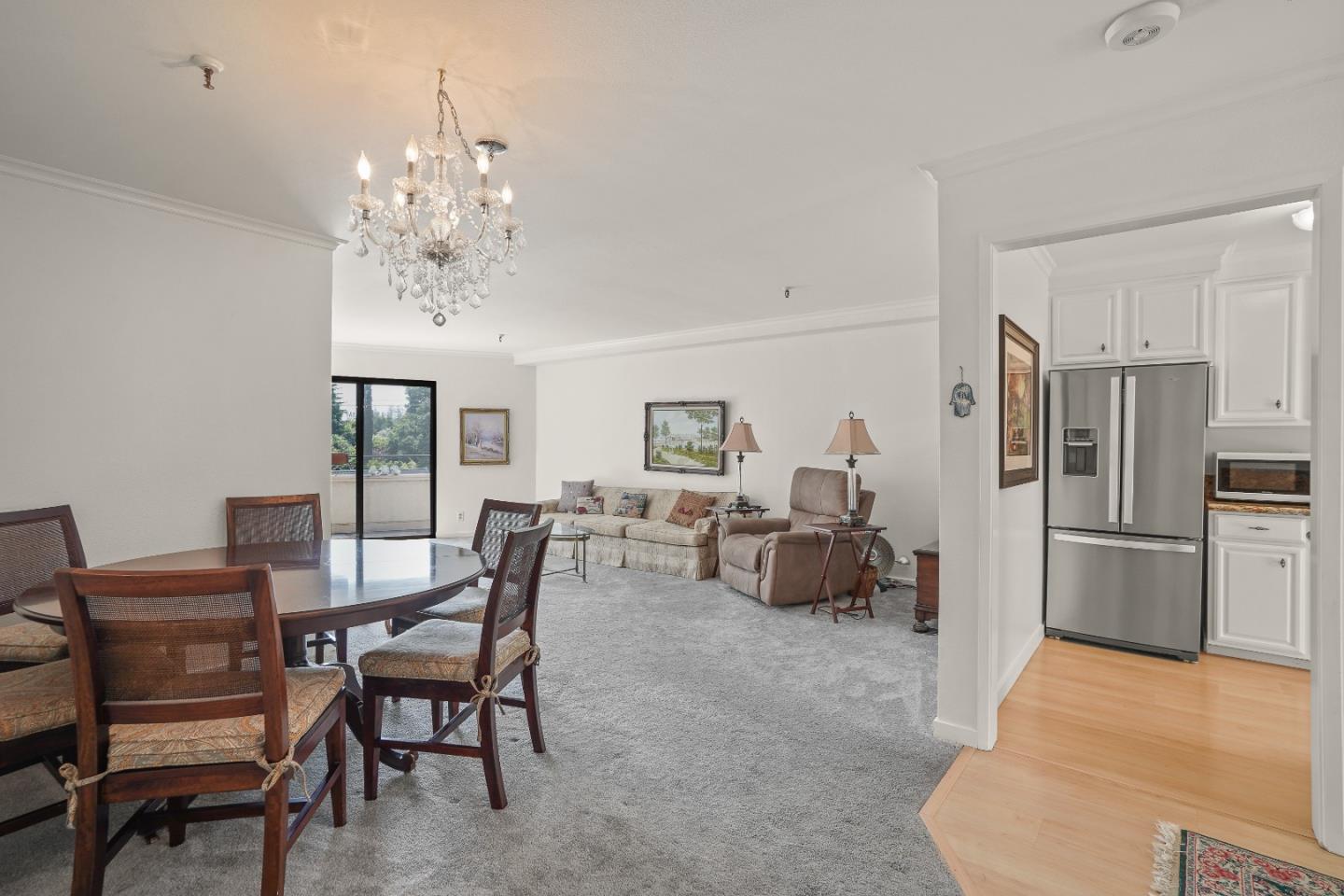 Detail Gallery Image 14 of 34 For 1500 Willow Ave #301,  Burlingame,  CA 94010 - 2 Beds | 2 Baths