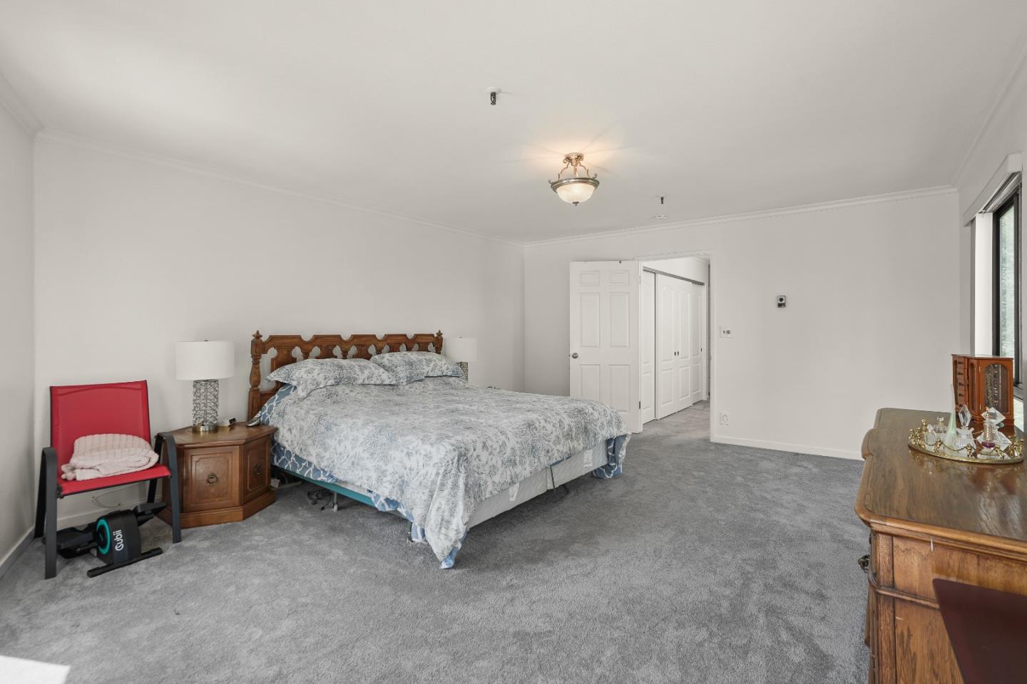 Detail Gallery Image 23 of 34 For 1500 Willow Ave #301,  Burlingame,  CA 94010 - 2 Beds | 2 Baths