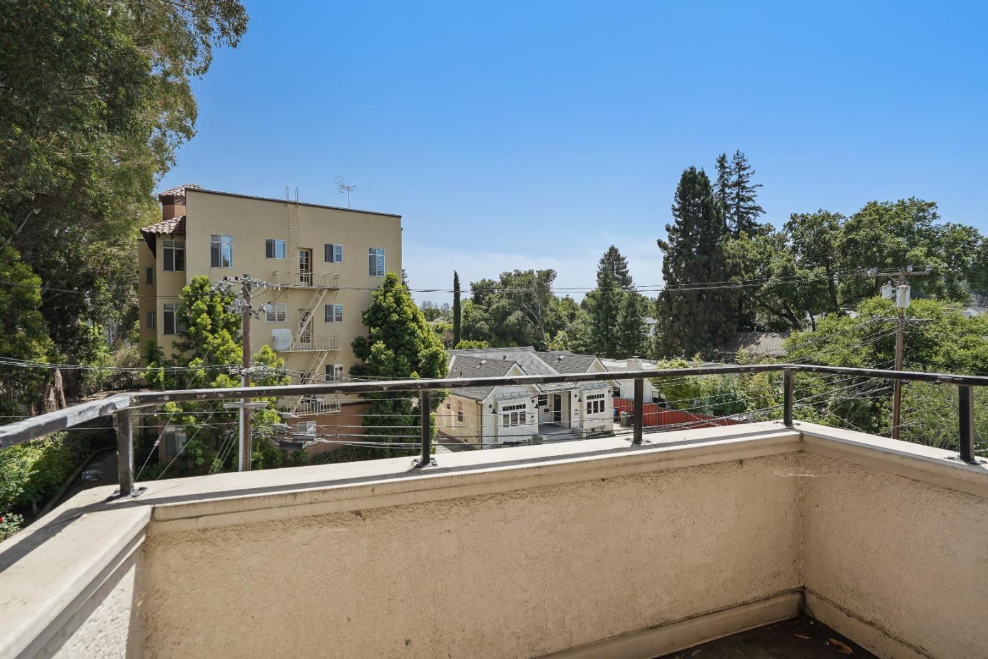 Detail Gallery Image 24 of 34 For 1500 Willow Ave #301,  Burlingame,  CA 94010 - 2 Beds | 2 Baths