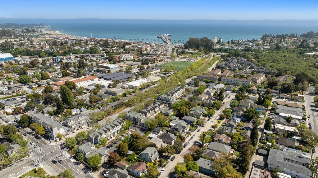 Detail Gallery Image 36 of 42 For 152 Myrtle St, Santa Cruz,  CA 95060 - 3 Beds | 2/1 Baths
