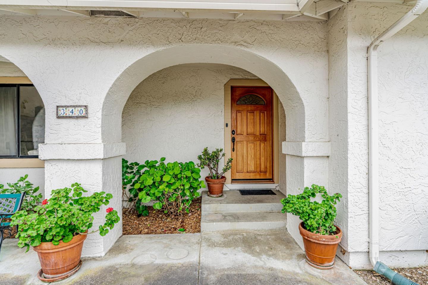 Detail Gallery Image 6 of 27 For 340 Merrill Rd, San Juan Bautista,  CA 95045 - 3 Beds | 2/1 Baths