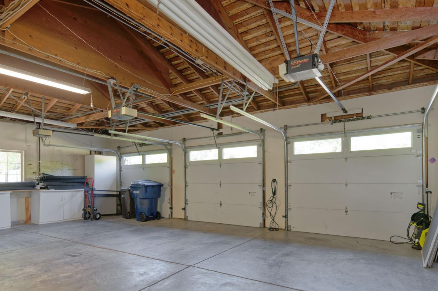 Detail Gallery Image 22 of 24 For 14429 Chester Ave, Saratoga,  CA 95070 - 5 Beds | 3/2 Baths
