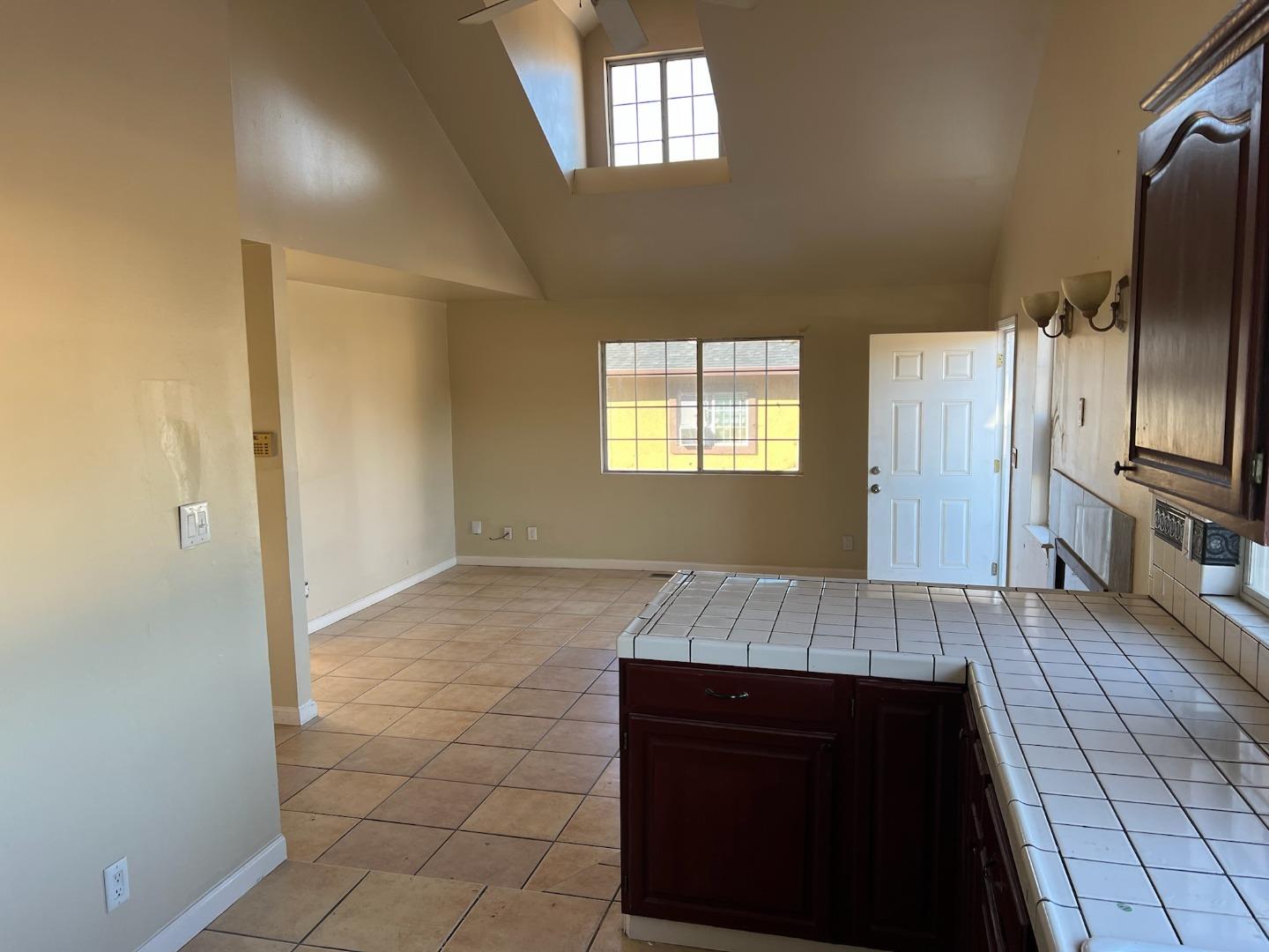 Detail Gallery Image 12 of 18 For 833 Spencer Ave, Modesto,  CA 95351 - – Beds | – Baths