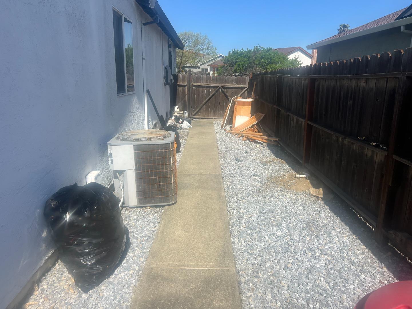 Detail Gallery Image 15 of 20 For 707 Green Wing Dr, Suisun City,  CA 94585 - 3 Beds | 2 Baths