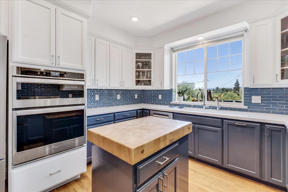 Detail Gallery Image 17 of 48 For 410 Monterey, Capitola,  CA 95010 - 3 Beds | 2 Baths