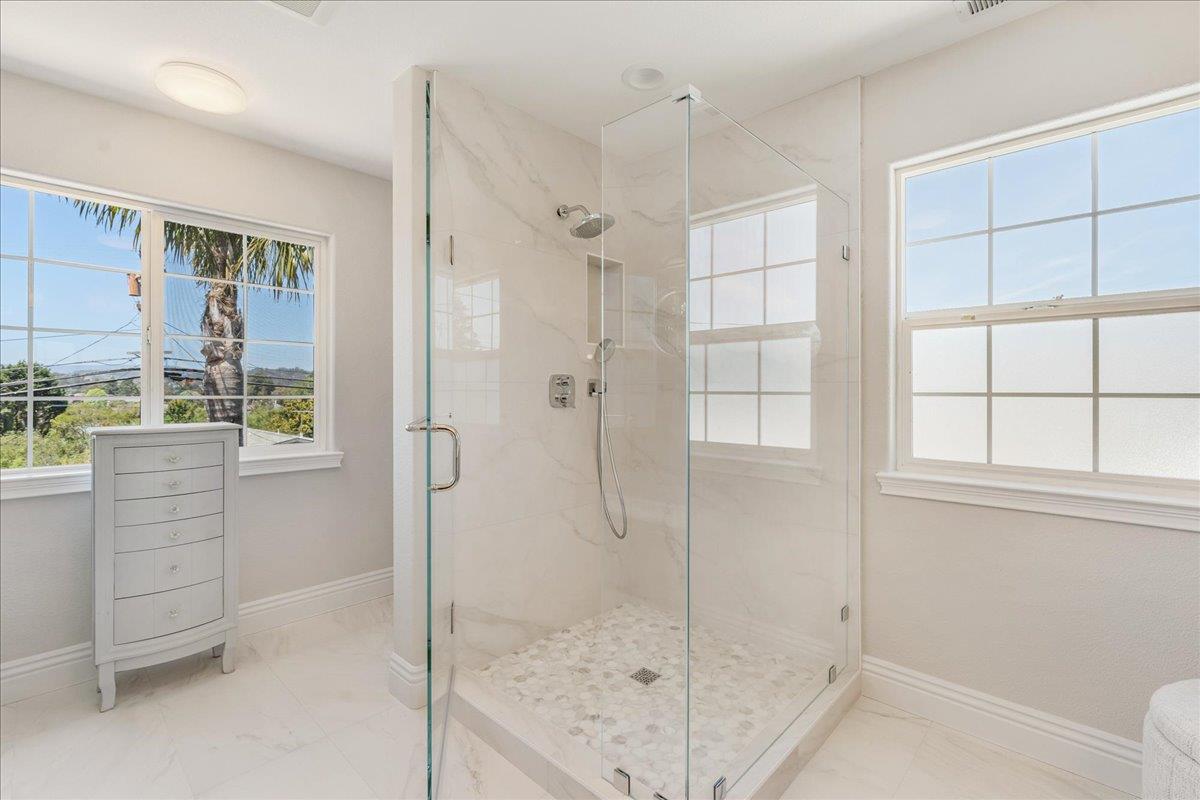 Detail Gallery Image 35 of 48 For 410 Monterey, Capitola,  CA 95010 - 3 Beds | 2 Baths