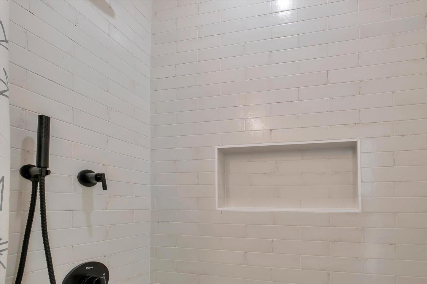 Detail Gallery Image 24 of 48 For 115 Darlington Ln, Soquel,  CA 95073 - 3 Beds | 2/1 Baths