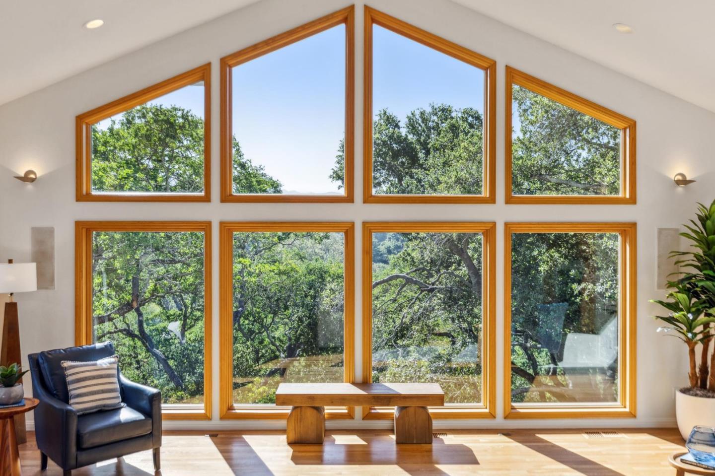 Detail Gallery Image 17 of 84 For 18500 Hillview Dr, Monte Sereno,  CA 95030 - 4 Beds | 4 Baths