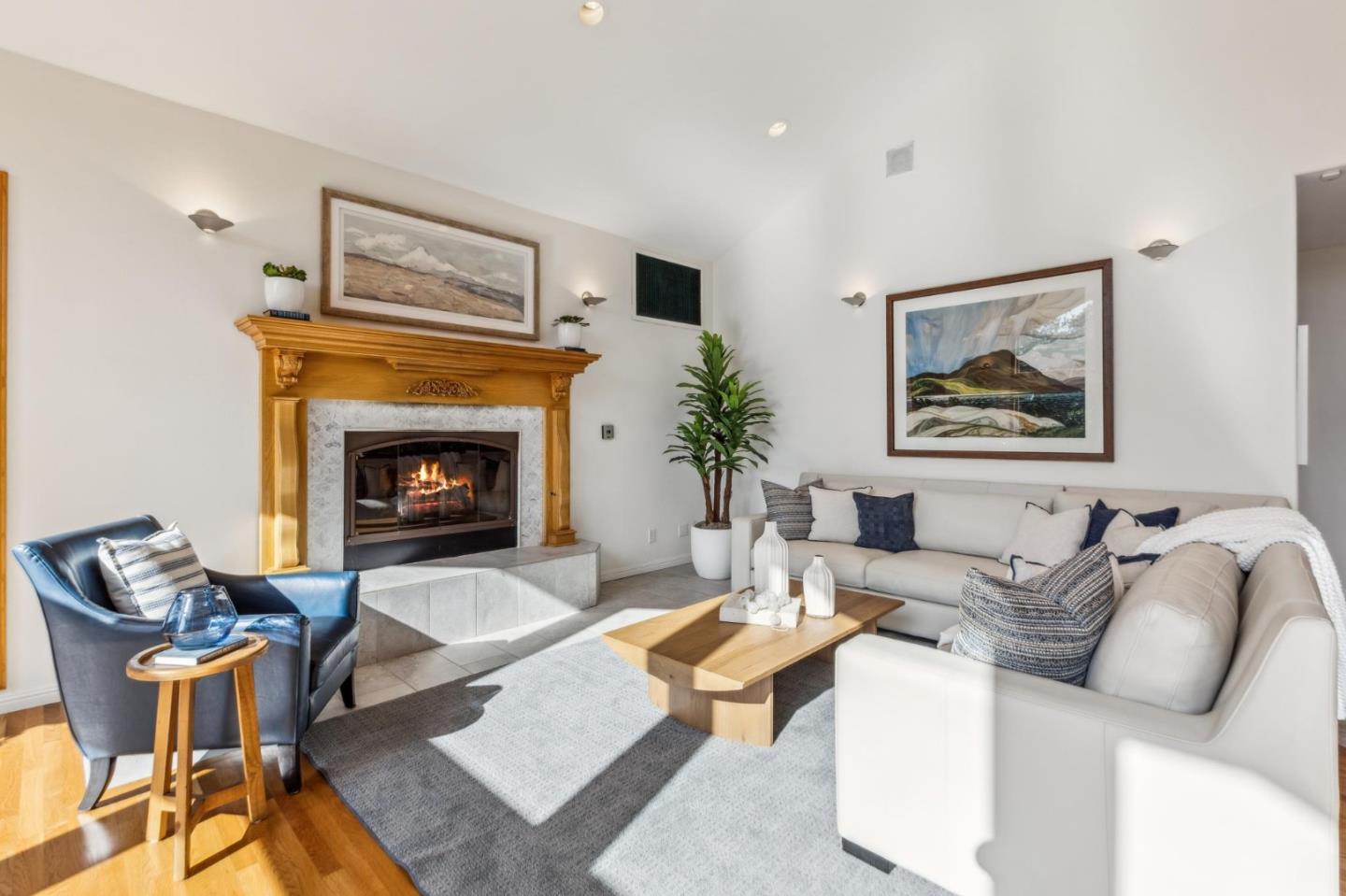 Detail Gallery Image 21 of 84 For 18500 Hillview Dr, Monte Sereno,  CA 95030 - 4 Beds | 4 Baths