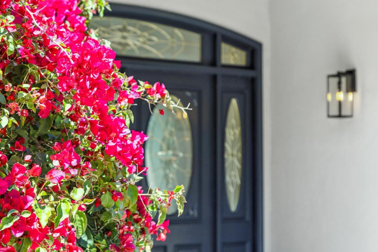 Detail Gallery Image 4 of 84 For 18500 Hillview Dr, Monte Sereno,  CA 95030 - 4 Beds | 4 Baths