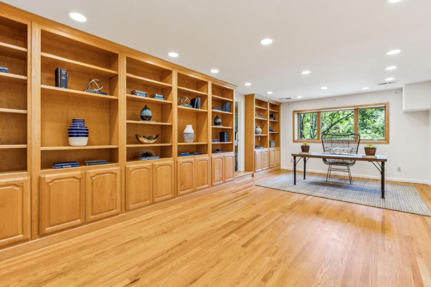 Detail Gallery Image 47 of 84 For 18500 Hillview Dr, Monte Sereno,  CA 95030 - 4 Beds | 4 Baths