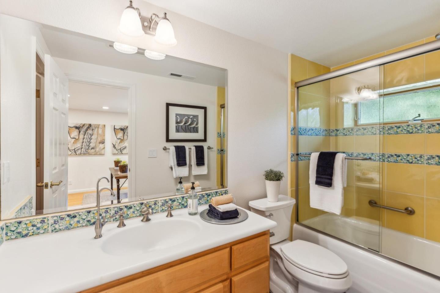 Detail Gallery Image 49 of 84 For 18500 Hillview Dr, Monte Sereno,  CA 95030 - 4 Beds | 4 Baths