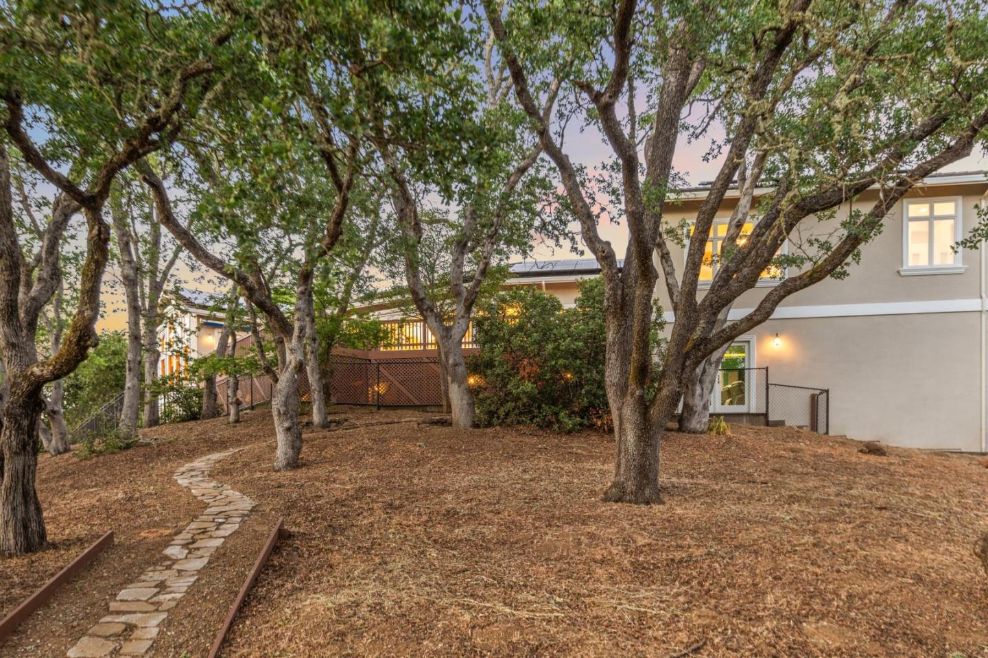 Detail Gallery Image 62 of 84 For 18500 Hillview Dr, Monte Sereno,  CA 95030 - 4 Beds | 4 Baths