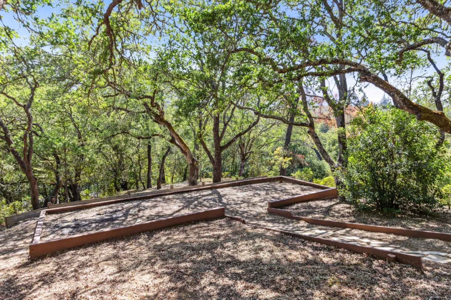 Detail Gallery Image 65 of 84 For 18500 Hillview Dr, Monte Sereno,  CA 95030 - 4 Beds | 4 Baths