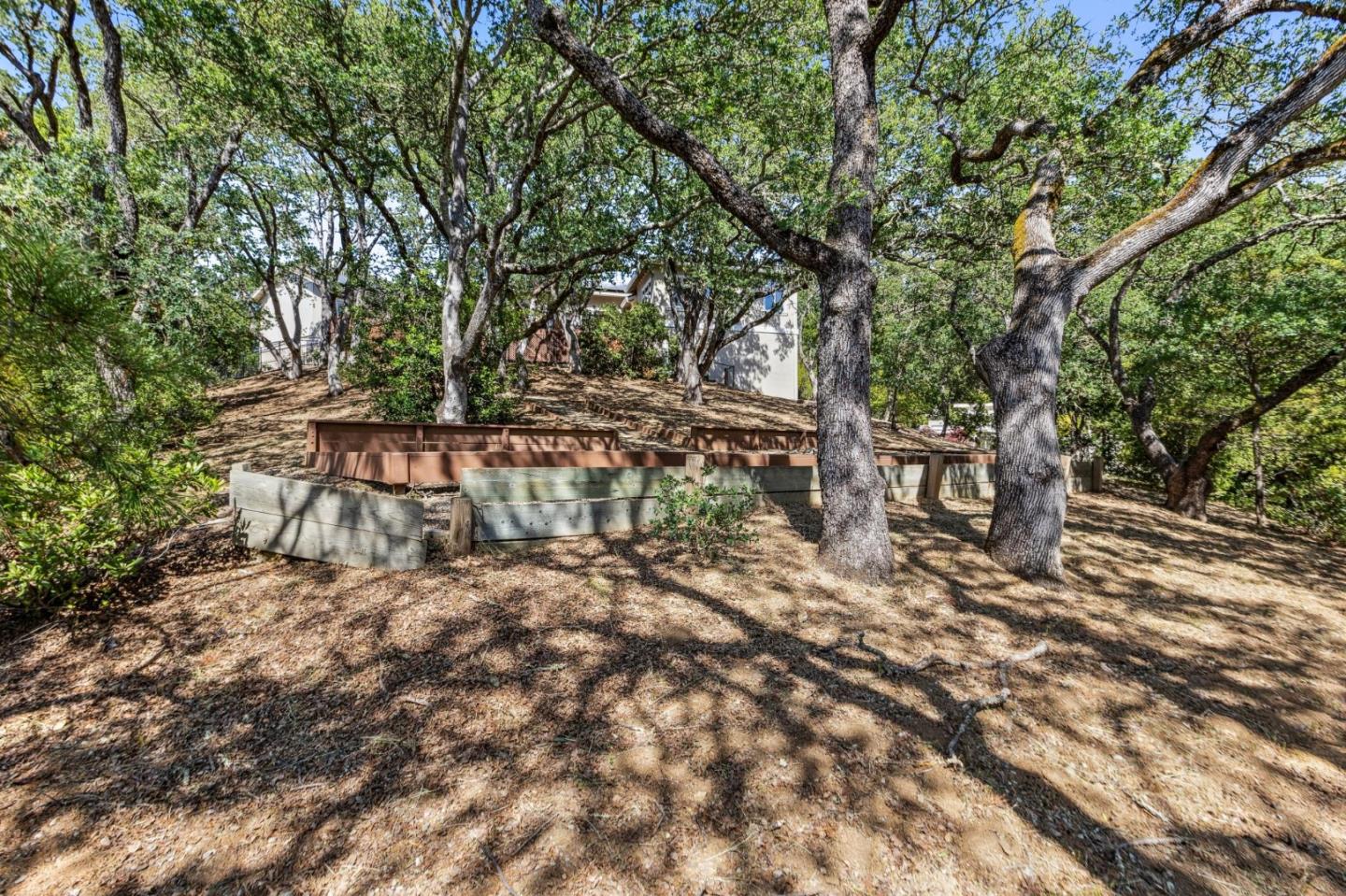 Detail Gallery Image 66 of 84 For 18500 Hillview Dr, Monte Sereno,  CA 95030 - 4 Beds | 4 Baths