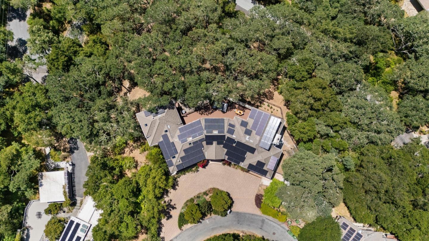 Detail Gallery Image 69 of 84 For 18500 Hillview Dr, Monte Sereno,  CA 95030 - 4 Beds | 4 Baths
