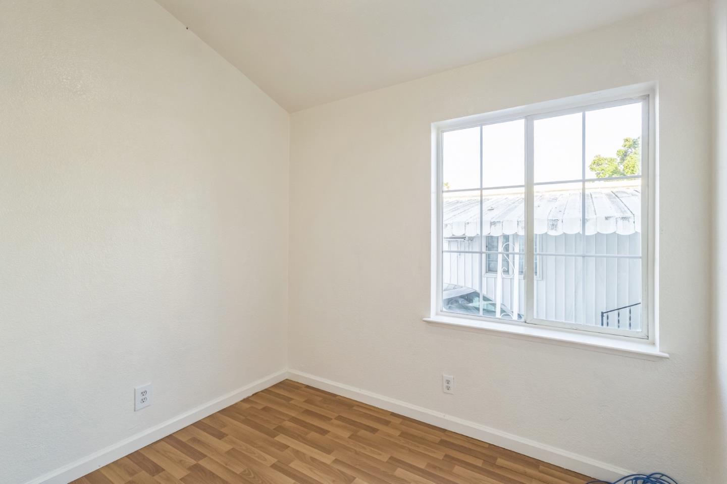 Detail Gallery Image 14 of 20 For 411 Lewis Rd #154,  San Jose,  CA 95111 - 3 Beds | 2 Baths