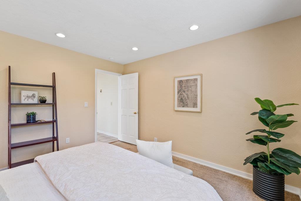 Detail Gallery Image 34 of 44 For 614 Graham Hill Rd, Santa Cruz,  CA 95060 - 3 Beds | 3 Baths