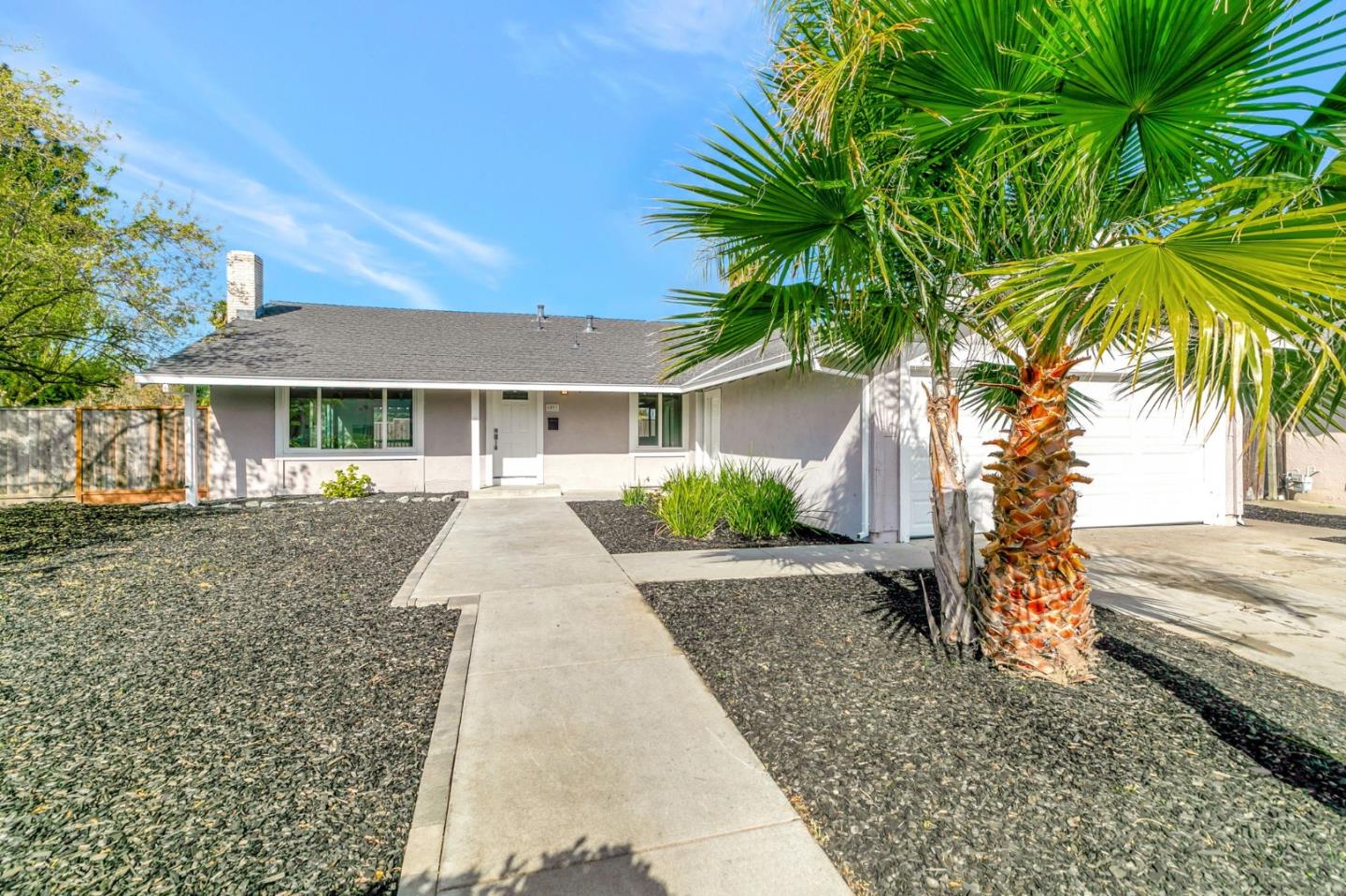 Detail Gallery Image 1 of 32 For 6097 Indian Ave, San Jose,  CA 95123 - 4 Beds | 2 Baths