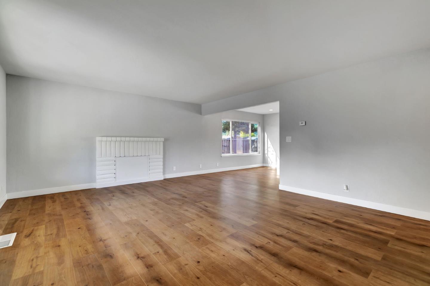 Detail Gallery Image 10 of 32 For 6097 Indian Ave, San Jose,  CA 95123 - 4 Beds | 2 Baths