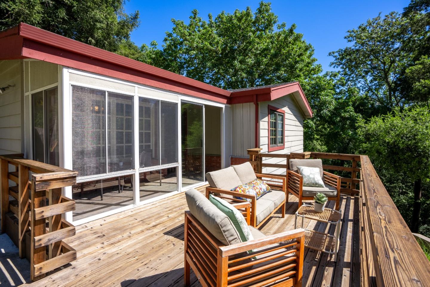 Detail Gallery Image 13 of 51 For 21412 Madrone Dr, Los Gatos,  CA 95033 - 3 Beds | 2 Baths