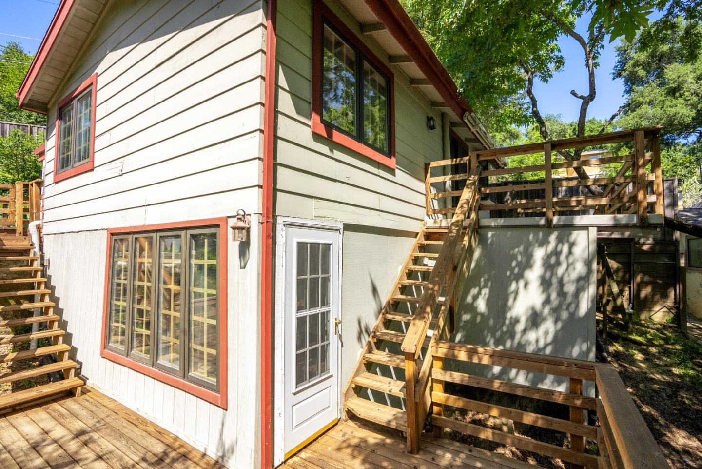 Detail Gallery Image 17 of 51 For 21412 Madrone Dr, Los Gatos,  CA 95033 - 3 Beds | 2 Baths