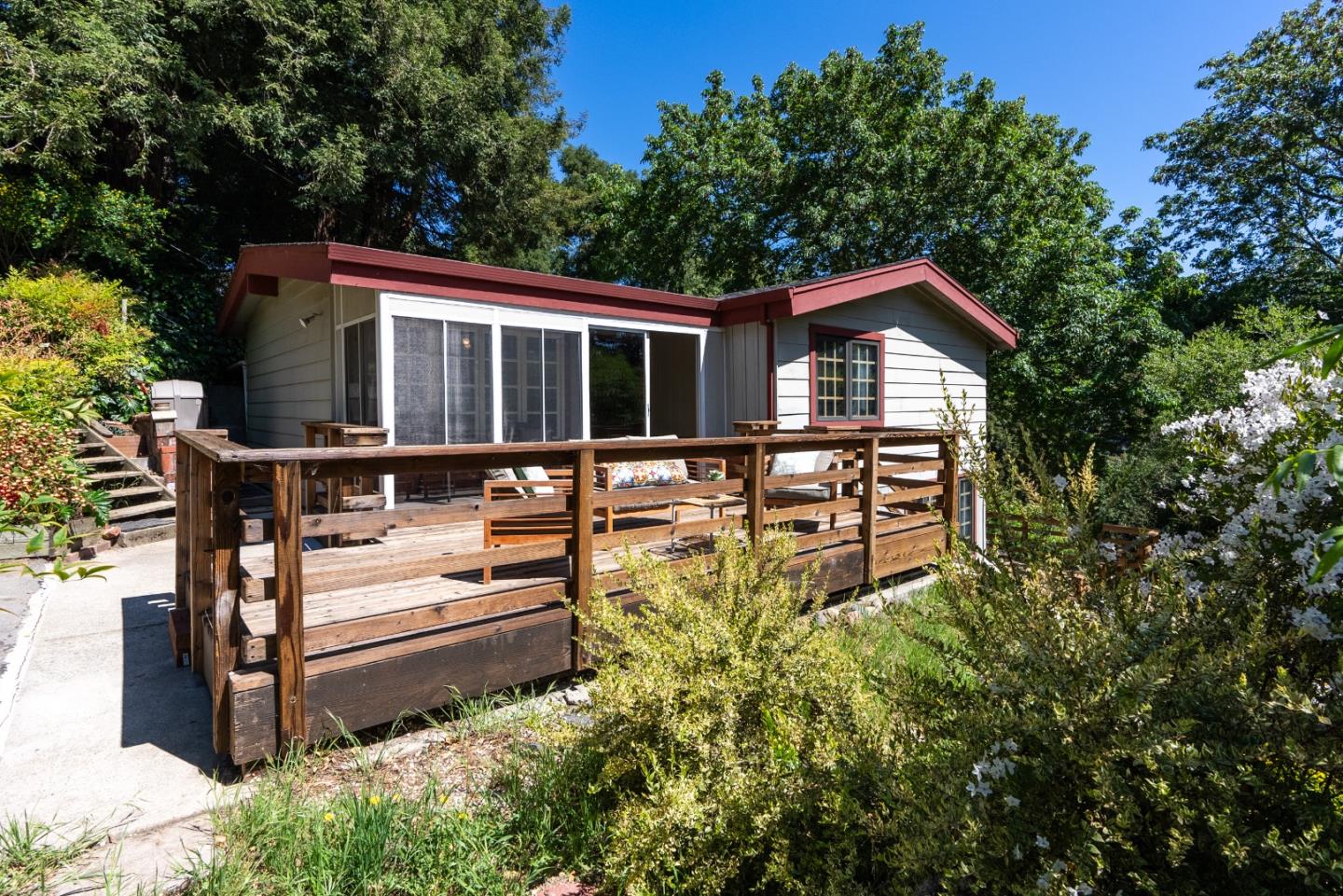 Detail Gallery Image 30 of 51 For 21412 Madrone Dr, Los Gatos,  CA 95033 - 3 Beds | 2 Baths