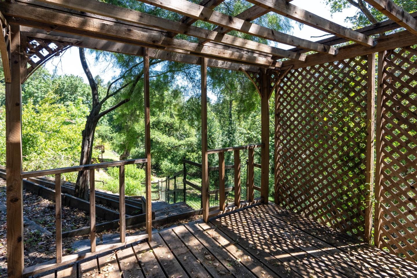 Detail Gallery Image 34 of 51 For 21412 Madrone Dr, Los Gatos,  CA 95033 - 3 Beds | 2 Baths
