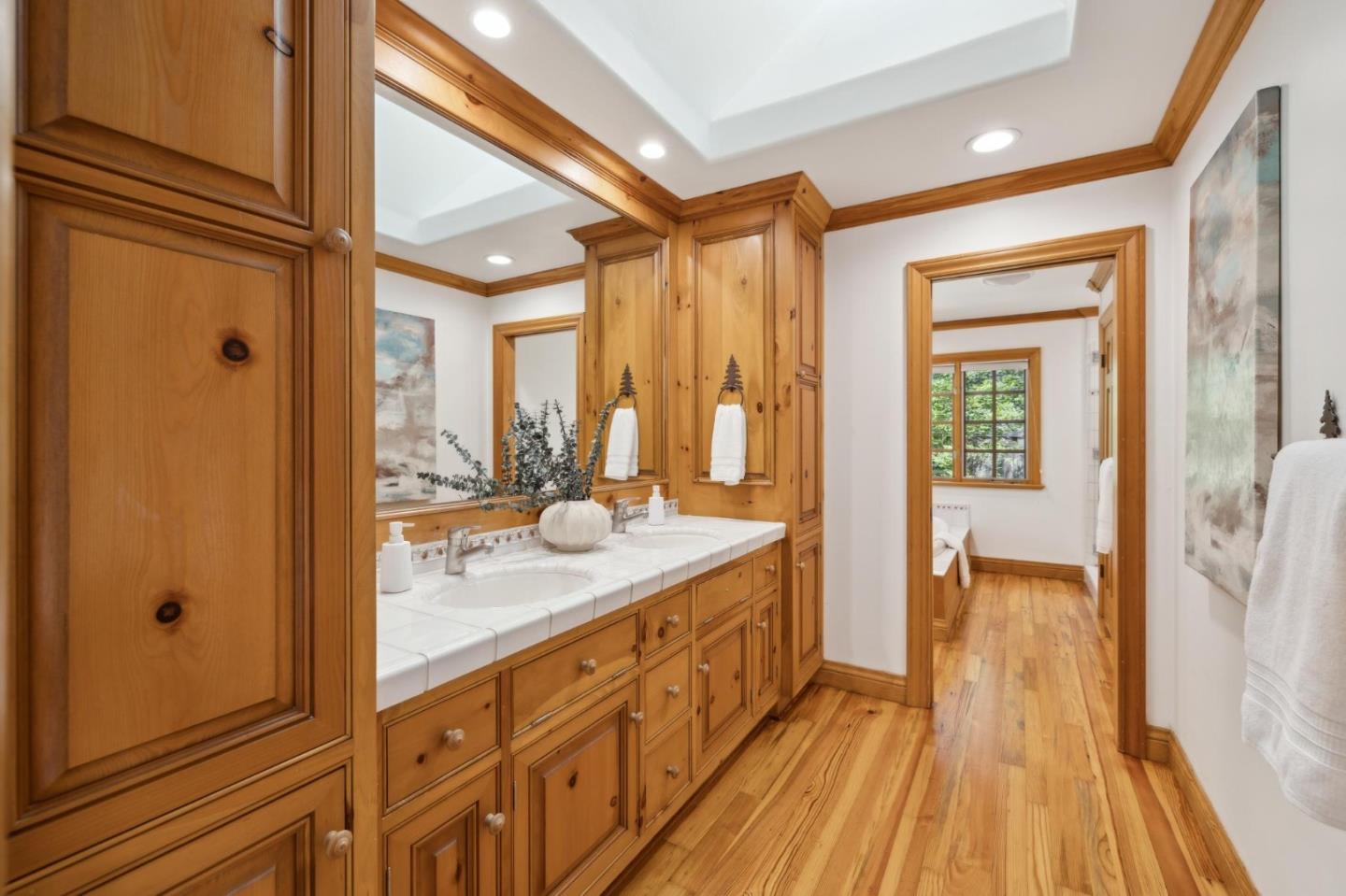 Detail Gallery Image 24 of 44 For 655 Berry Ave, Los Altos,  CA 94024 - 3 Beds | 2 Baths