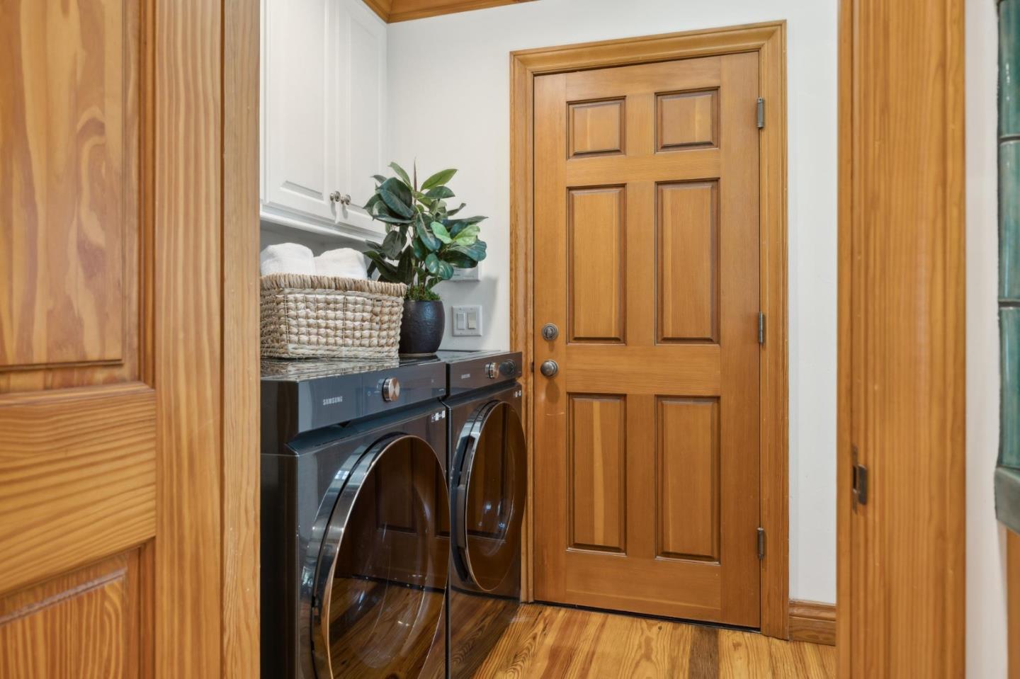 Detail Gallery Image 36 of 44 For 655 Berry Ave, Los Altos,  CA 94024 - 3 Beds | 2 Baths