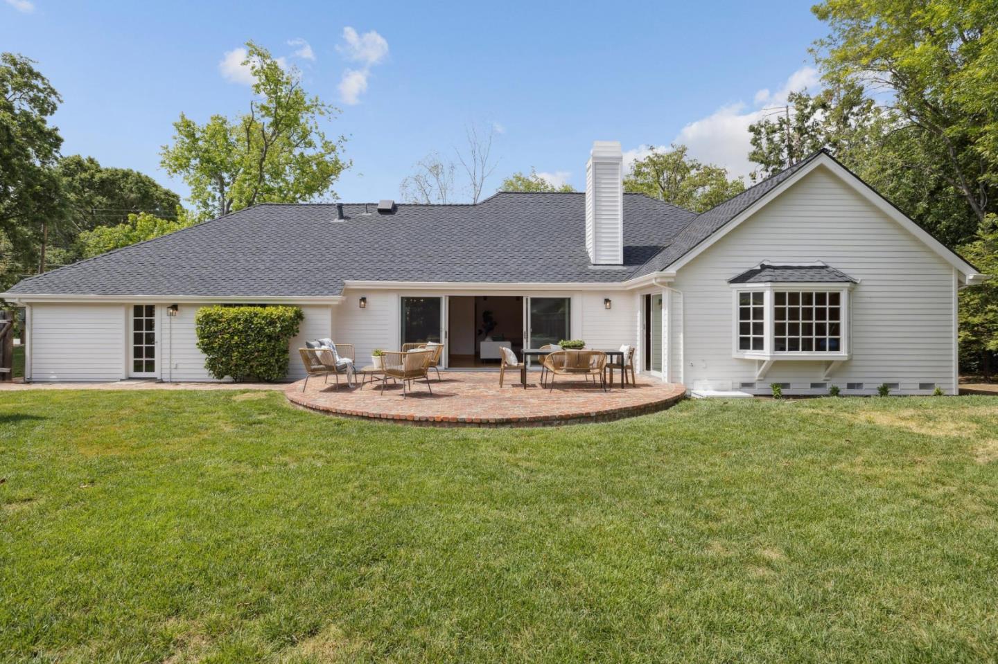 Detail Gallery Image 39 of 44 For 655 Berry Ave, Los Altos,  CA 94024 - 3 Beds | 2 Baths