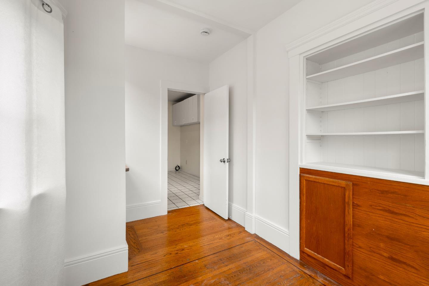 Detail Gallery Image 20 of 37 For 189 Lee Ave, San Francisco,  CA 94112 - 6 Beds | 3 Baths