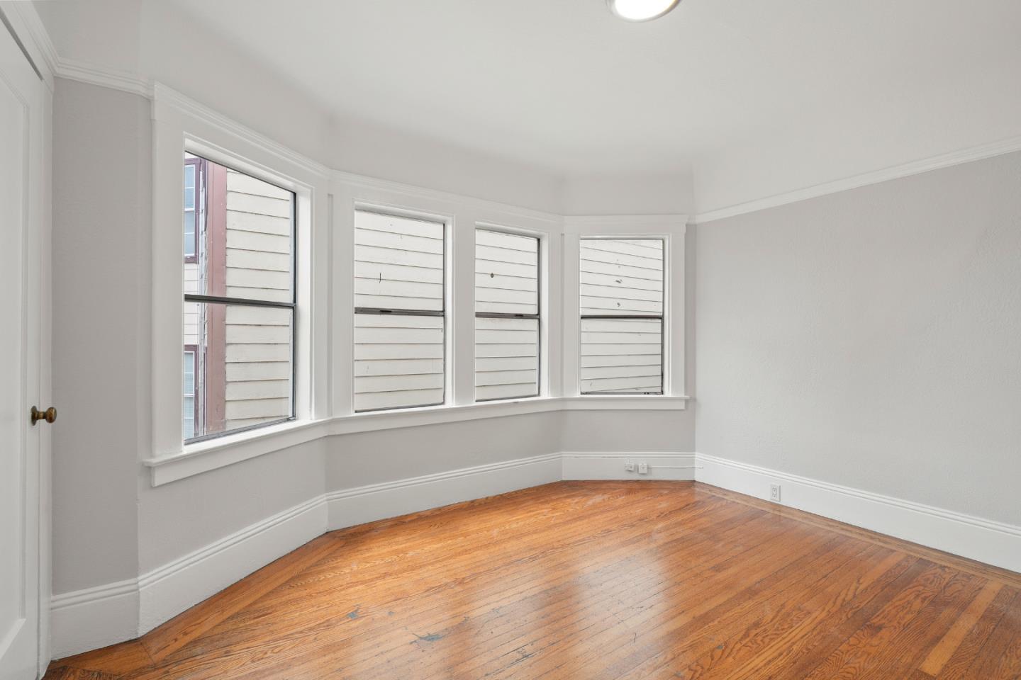 Detail Gallery Image 22 of 37 For 189 Lee Ave, San Francisco,  CA 94112 - 6 Beds | 3 Baths