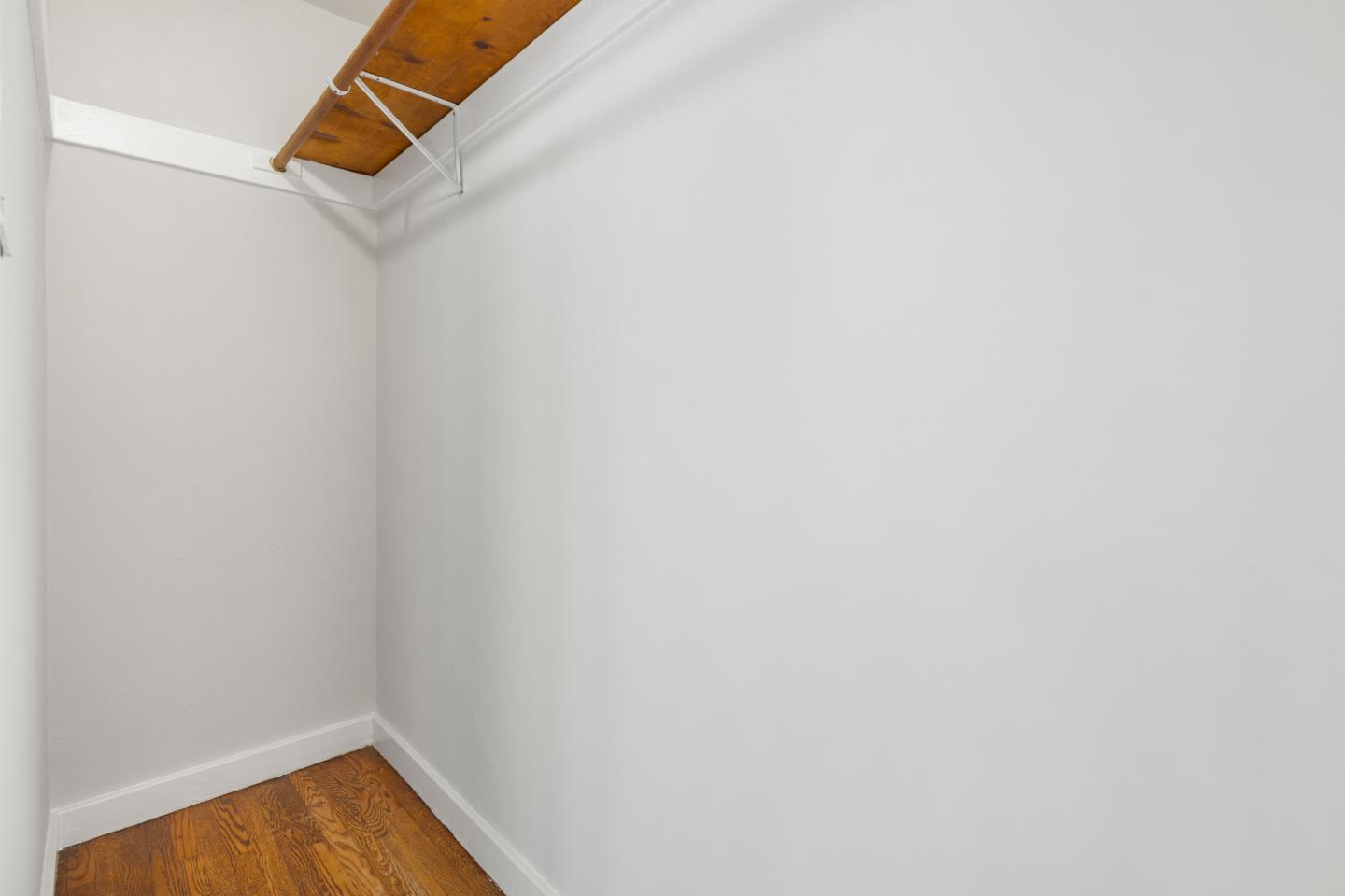 Detail Gallery Image 26 of 37 For 189 Lee Ave, San Francisco,  CA 94112 - 6 Beds | 3 Baths