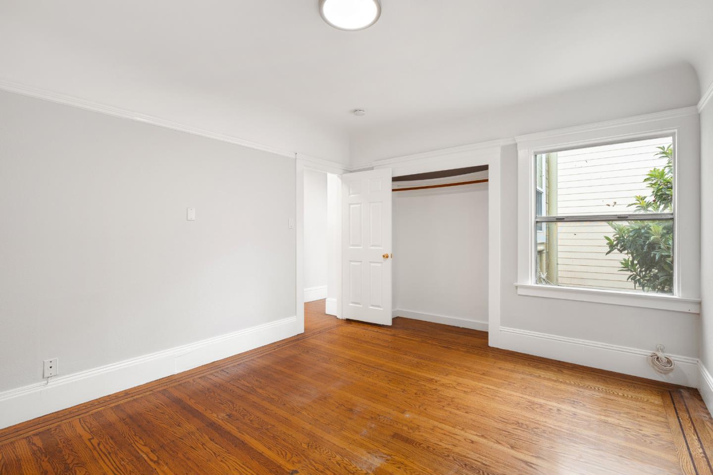 Detail Gallery Image 30 of 37 For 189 Lee Ave, San Francisco,  CA 94112 - 6 Beds | 3 Baths